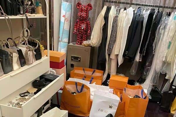 潍坊市昌邑回收一线品牌衣服